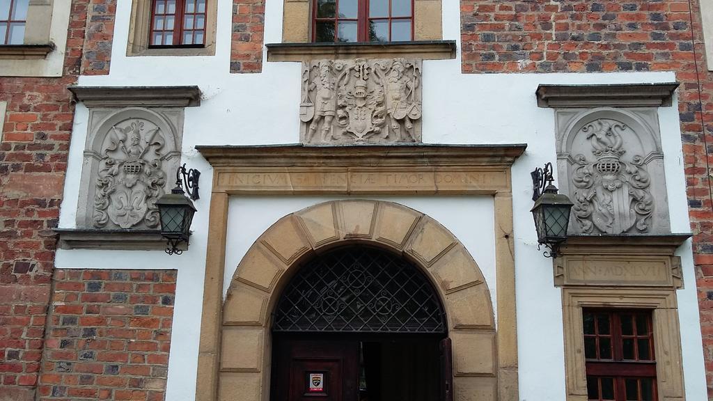 Zamek Na Wodzie W Wojnowicach Bed & Breakfast Wojnowice  Exterior photo