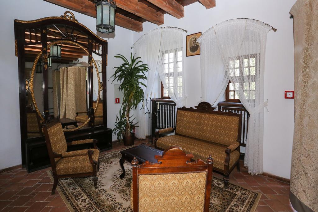 Zamek Na Wodzie W Wojnowicach Bed & Breakfast Wojnowice  Exterior photo